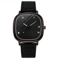 Retro-style minimalist quartz watch